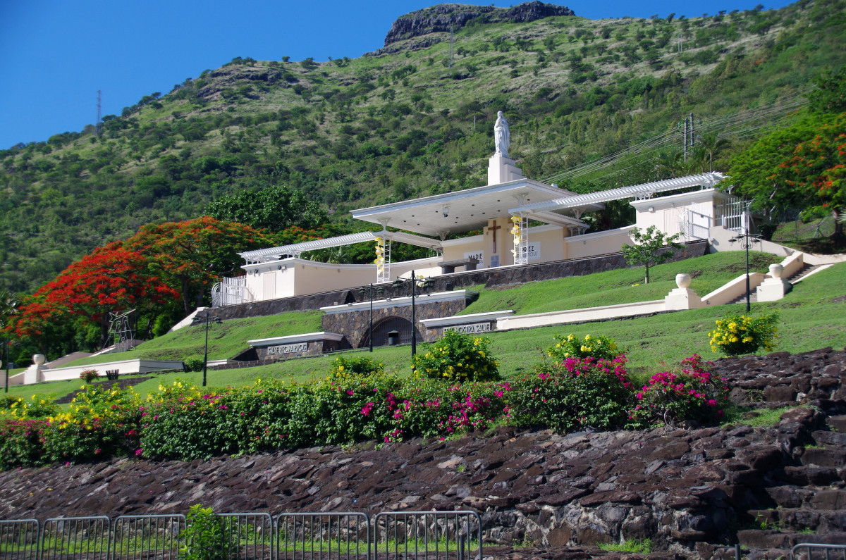 Marie Reine de la Paix